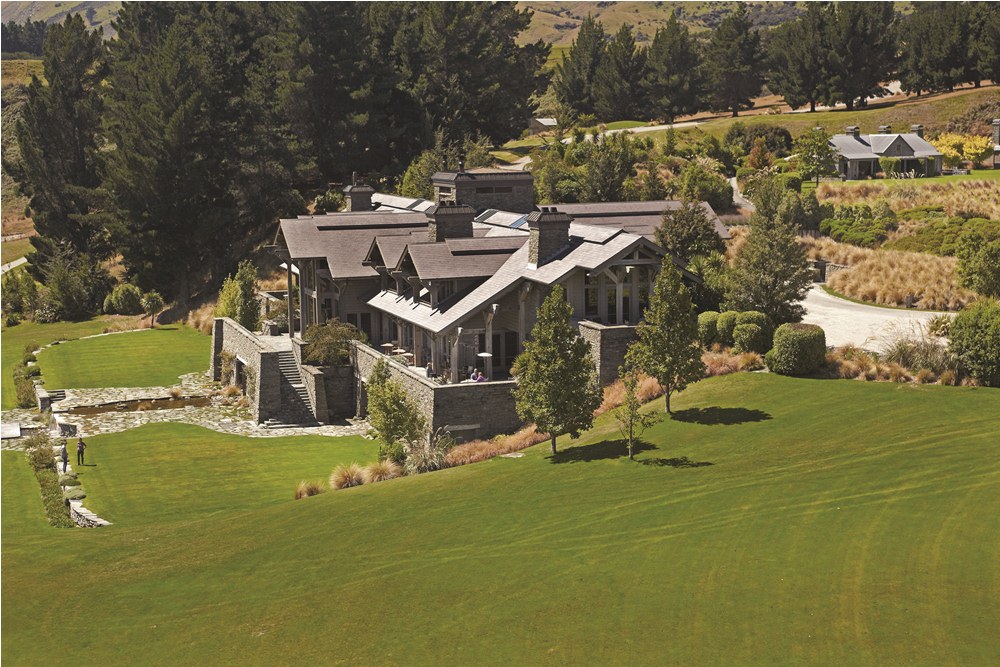 Blanket Bay Luxury Lodge