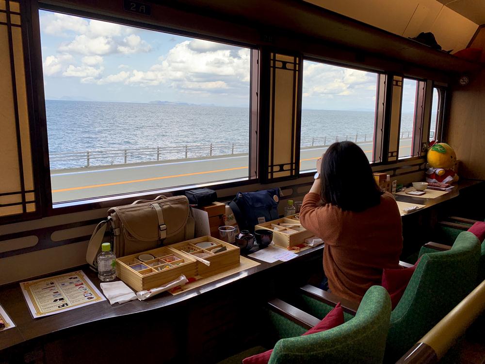 伊予灘ものがたり/伊予灘物語列車/觀光列車/JR松山站/四國/日本